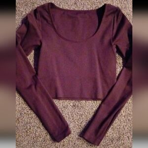 Athleta Aurora Long Sleeve Ribbed Crop-Spiced Cabernet